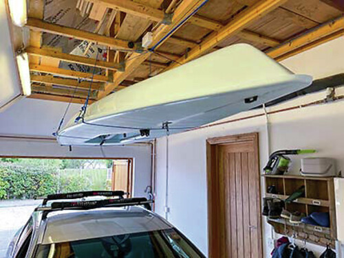 BARTON SKYDOCK NOSTOJÄRJESTELMÄ