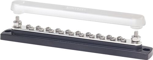 KYTKENTÄKISKO 150A, 20 LÄHTÖÄ SUOJAKANNELLA