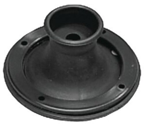 LÄPIVIENTI MUSTAA MUOVIA