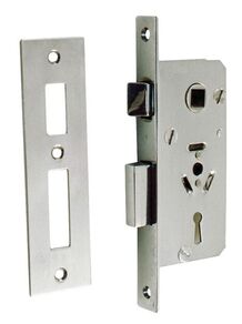 OVEN LUKKO/VASEN ULOS