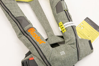 Spinlock-liivit, Buster