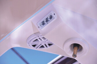 CAPRI LT KANSIVALO, VALKOINEN