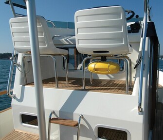 ITSETÄYTTYVÄ PELASTUSRENGAS LIFESAVER