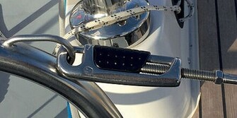 KAIDEVAIJERIN PORTTISALPA M8X125