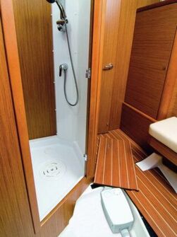 LATTIAKAIVOALLAS SANIMARIN SWAN 24V