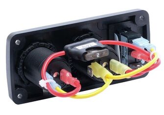 PISTORASIAPANEELI 12V + TUPLA-USB