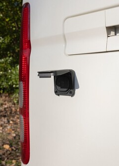 USB-C-PISTORASIA 2-ULOSTULOA VENTURA