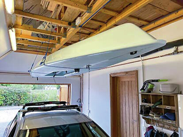 BARTON SKYDOCK NOSTOJÄRJESTELMÄ