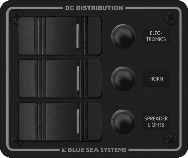 KATKAISINPANEELI AUTOMAATTISULAKKEELLA, 3 KATKAISINTA
