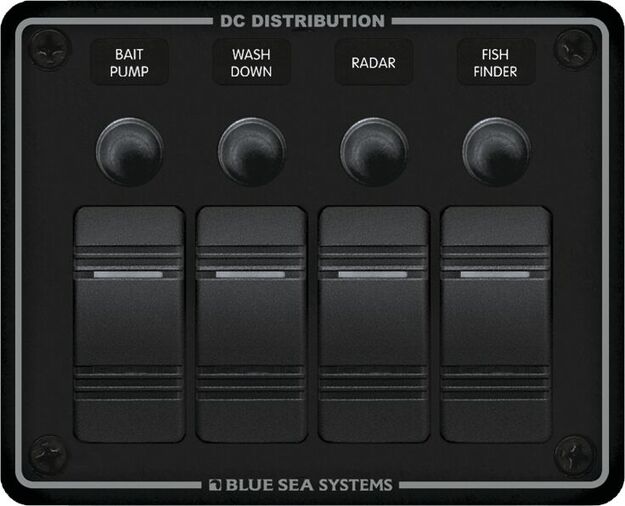 KATKAISINPANEELI AUTOMAATTISULAKKEELLA, 4 KATKAISINTA